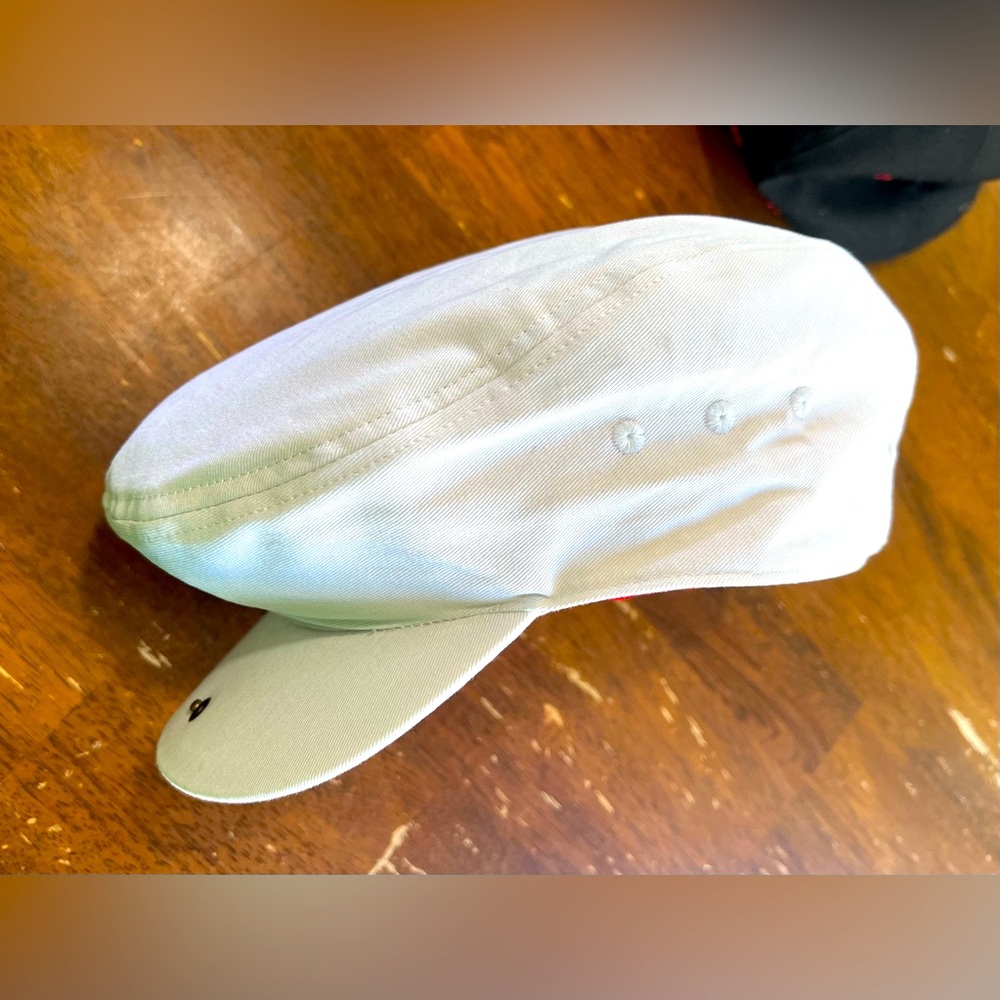 White Flat Cap - Picture 4 of 8